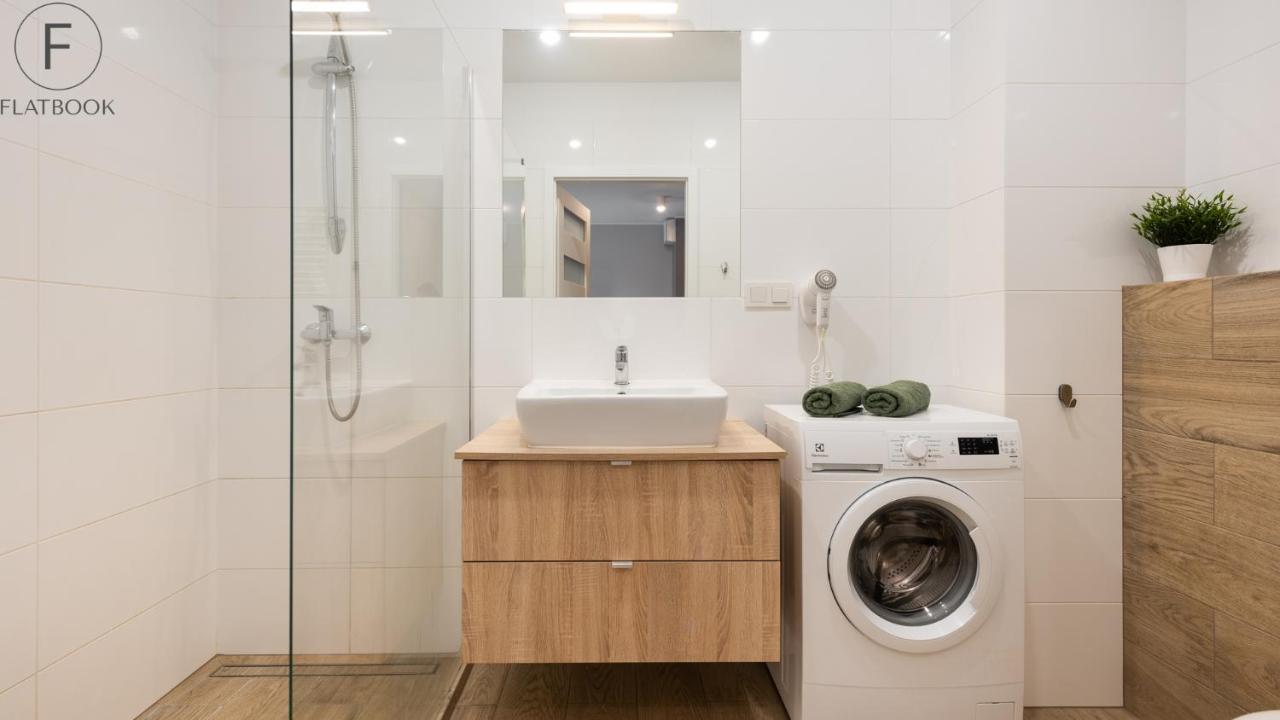 Flatbook - City Center Spa Apartments Motlawa Gdansk Dış mekan fotoğraf